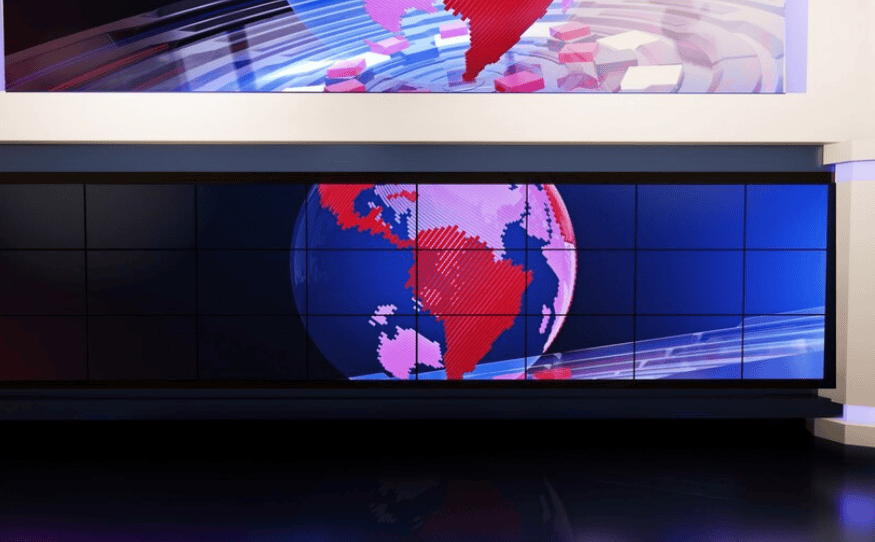 Screenshot 2025-07-25 at 17-45-57 virtual news studio Premium Photo